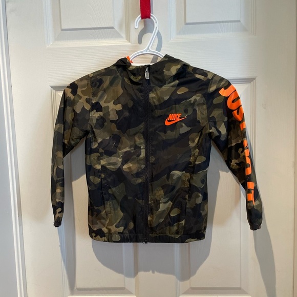 Kids Nike jacket - Picture 1 of 4